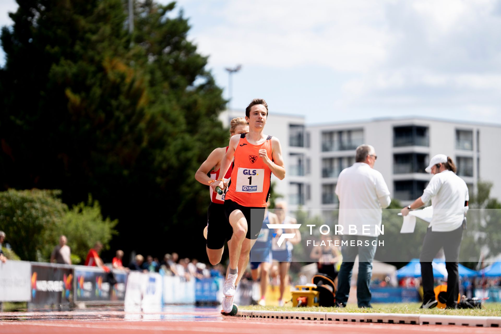 Marvin Zaun (TV Alzey) am 29.05.2022 waehrend der Deutschen Meisterschaften Langstaffel im Otto-Schott-Sportzentrum in Mainz